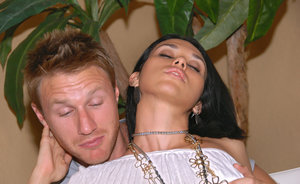 18 year old female boxer Sabrina Blond covers up her naked tits